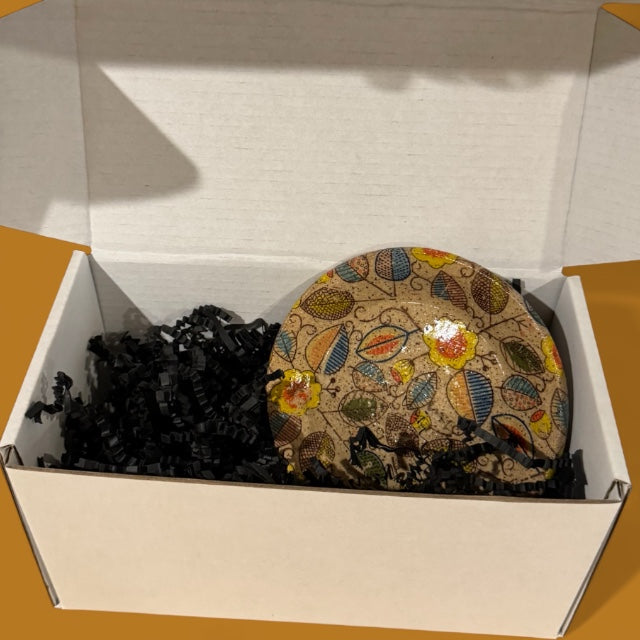 ARTISAN SERIES: Boxed set with 8.0 oz Frosted straight-sided jar with your choice of Candle Coaster.